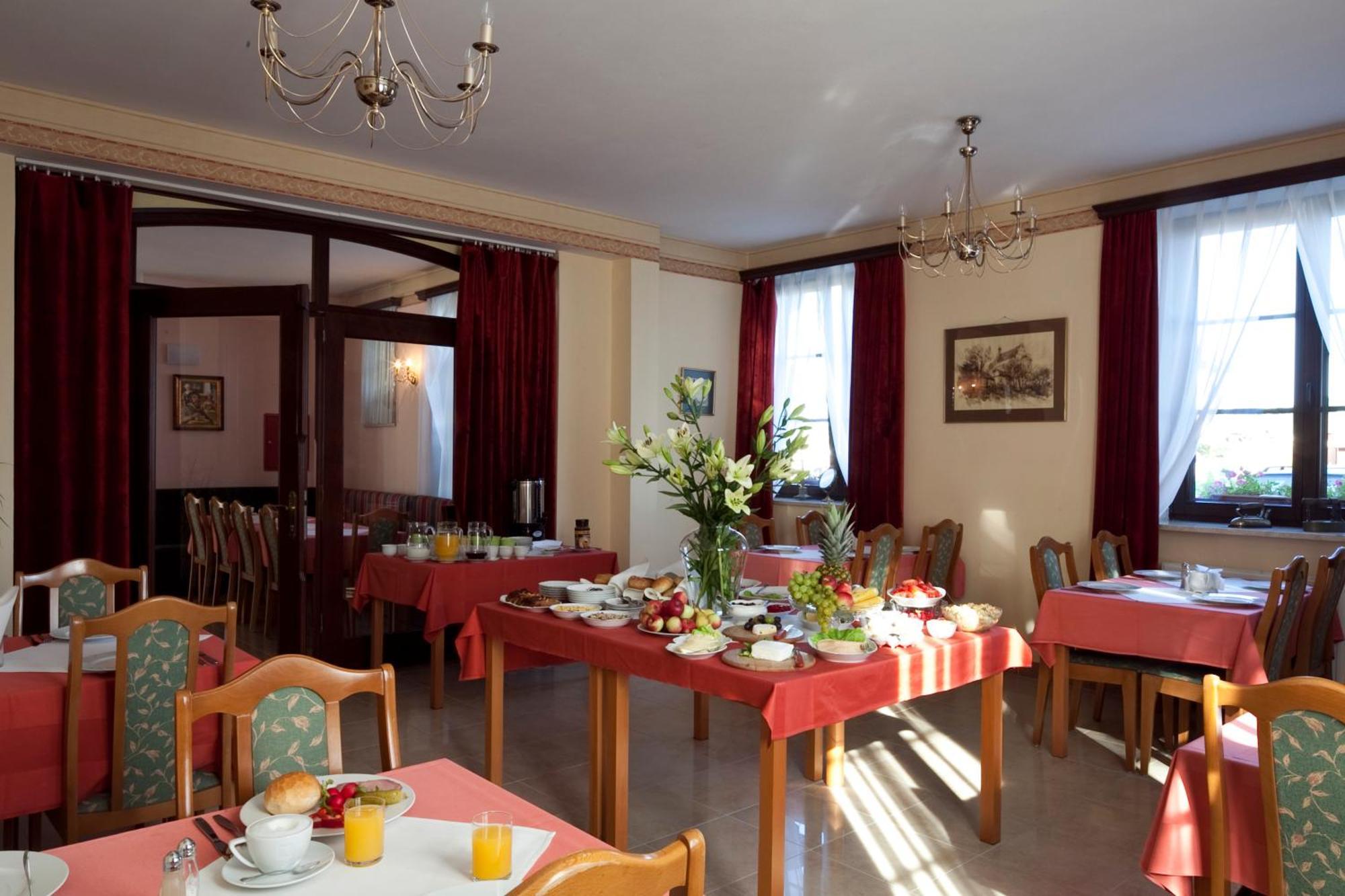 Hotel Wenus Kazimierz Dolny Ngoại thất bức ảnh